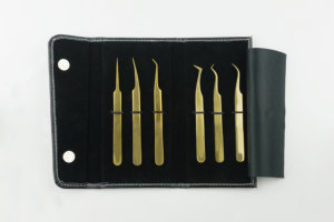 แหนบต่อขนตาสแตนเลสอย่างแม่นยำ เครื่องมือแยกขนตาสำหรับใช้ในร้านเสริมสวย - Product Image 4