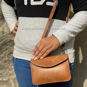 วินเทจจริงแพะหนังขนาดเล็กที่ถอดออกได้กระเป๋าถือและกระเป๋าสะพาย - Product Image 1