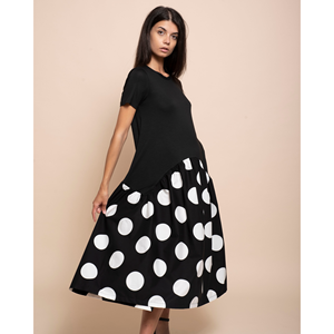 Vestido italiano de manga corta con cuello redondo de la mejor calidad, con estampado de campanas, cortes y volantes, y falda con lunares, para el día a día. - Product Image 6