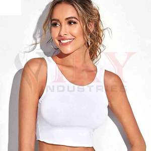 Soutien-gorge de sport personnalisé logo vêtements décontractés dans différents styles et séchage rapide et votre propre haut court réversible pour femmes par Viky induct - Product Image 3