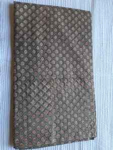 ผ้าฝ้ายคุณภาพสูงพิมพ์ลายบล็อก ขายเป็นเมตร สำหรับตัดเย็บเสื้อผ้า กระเป๋า และเครื่องนอน ออกแบบใหม่ ผ้าดิบอเนกประสงค์ - Product Image 3