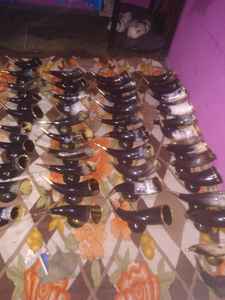 เขาควายแกะสลักจากธรรมชาติจากผู้ผลิตชั้นนำของอินเดีย เป็นมิตรกับสิ่งแวดล้อม ใช้เป็นเครื่องดื่มแบบโบราณสไตล์ไวกิ้ง  แตรทองเหลืองสำหรับการเดินเรือ - Product Image 3