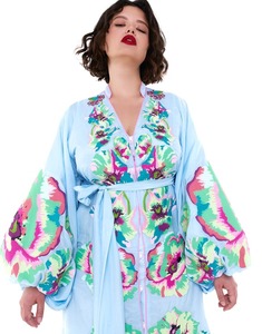 Style Unique élégant moderne ukrainien robe brodée florale avec ceinture tissu de lin doux bouffée et manches évasées robe ukrainienne - Product Image 1