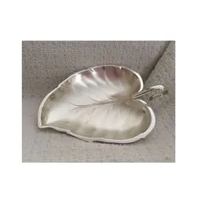 Metal Leaf Serving Tray Gold Color Creative Designer Leaf Serving Dish Inexpensive Table Top Tray