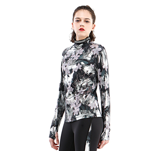 Survêtements pour femmes en gros, écologiques, grandes tailles, respirants, légers, à imprimé numérique, avec service OEM pour la saison hivernale - Product Image 2