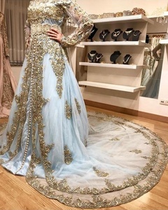 Robe de mariée marocaine à broderie lourde exclusive robe de mariée élégante traditionnelle longue tissu de luxe fluide confortable - Product Image 2