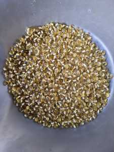 Perles de verre d'aspect riche faites à la main de couleur jaune de forme ronde de haute qualité à prix compétitif vente en gros - Product Image 3