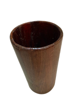 Tasse en bois au design moderne personnalisable avec couvercle et logo fantaisie pour hôtels restaurants maison tasse à boire de bière économique