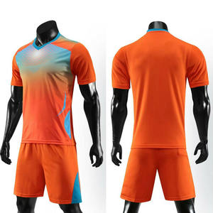 Conjuntos de uniformes de fútbol para niños y niñas, diseños personalizados de alta calidad, venta al por mayor - Product Image 4