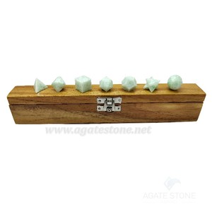 Ensemble de pierres précieuses de guérison en amazonite harmonieuse avec pierres polies dans un étui en bois décoratif pour l'énergie de l'amour et la méditation Reiki - Product Image 3