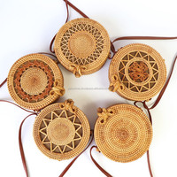 Penjualan Panas Galaximex Tas Tangan Bulat Anyaman Rotan Buatan Tangan dengan Kulit Warna Alami Desain Kustom 20x7cm untuk Wanita Grosir