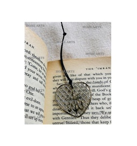 ที่คั่นหนังสือโลหะแบบอิสลาม ดีไซน์เรียบง่าย ชุบทอง ที่คั่นหนังสือโลหะสำหรับคัมภีร์กุรอาน ราคาขายส่ง - Product Image 3