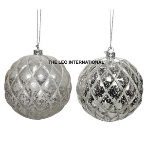 Adornos Navideños de Cristal Plateado Mate de Lujo para Colgar en el Árbol de Navidad, Precio de Fábrica, para Regalo Navideño - Product Image 1