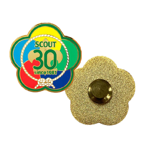 Épingle japonaise en émail dur imitation anniversaire japonais personnalisé - Product Image 2