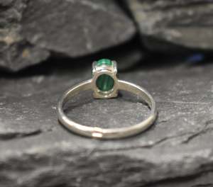 Bague en argent sterling 92.5 belle forme ovale lisse or poli malachite naturelle pierre précieuse chrétien classique - Product Image 5