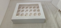 Boîtes en papier écologiques faites à la main avec laminage mat et revêtement UV pour boulangeries et pâtisseries