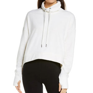 เสื้อมีฮู้ดแบบสวมหัวสำหรับผู้ชายผ้าฟลีซหนาทรงเข้ารูปแฟชั่นใหม่ - Product Image 1