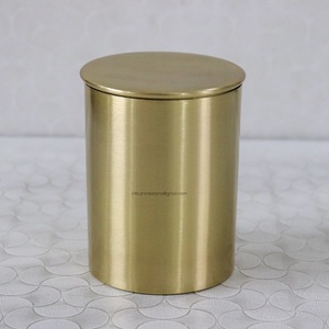 Frascos de velas de 16 Oz dorados de latón macizo hechos a mano personalizados con tapa, decoración del hogar, recipientes de lujo para hacer velas - Product Image 2