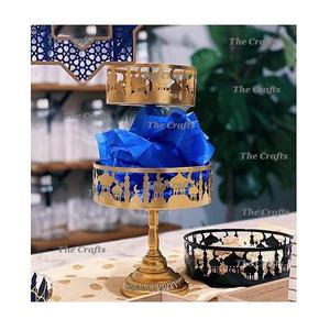Ensemble de trois plateaux islamiques en métal poli or de différentes tailles de forme ronde plateau de Ramadan pour accessoires de table - Product Image 5