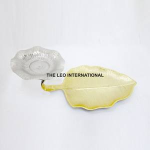 Plato Decorativo para Frutas de Aluminio con Diseño de Hojas, Bañado en Oro, para Mesa de Comedor, Decoración de Lujo para el Hogar y Hoteles - Product Image 6