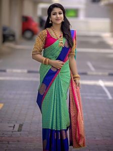 Banarasi Soie Jacquard Saree avec Chemisier Femmes Porter Dames Fête Festival Usage Quotidien Doux Coton Soie Sari En Gros Bas Prix Alphanumero - Product Image 2