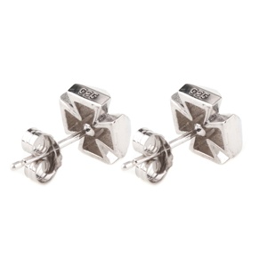 Boucles d'oreilles en argent sterling 925 au design personnalisé, petites boucles d'oreilles à clous simples, boucles d'oreilles à clous en forme de croix, bijoux pour femmes et hommes, bijoux unisexes - Product Image 4