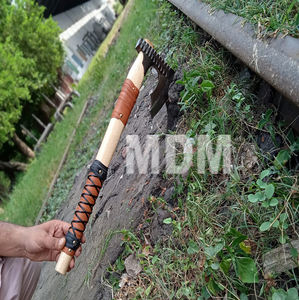 Hache en acier inoxydable forgée à la main de style viking utilisation extérieure hachette en acier au carbone damas avec poignée en frêne outil industriel de bricolage - Product Image 5