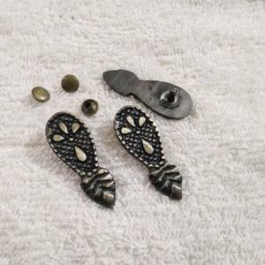 Ceinture médiévale en cuir véritable avec laiton pour boucle et extrémité articulée Modèle en cuivre clouté TT-7384 ABL - Product Image 3