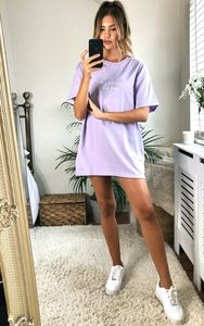 T-shirt oversize pour filles avec les derniers designs à la mode Qualité supérieure avec impression personnalisée avec tissu respirant - Product Image 3