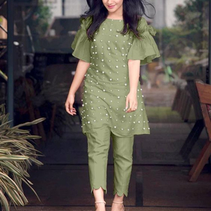 --- ÉBLOUISSANTE-DESIGN-BRODERIE SUR FLOOR-LRNGTH-DRESS-FOR Parti porter-robe avec applications pour la Fête/Mariage = 2021. - Product Image 1