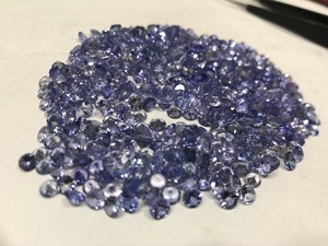 Piedra preciosa suelta hecha a mano de tanzanita natural Piedra preciosa de tanzanita de 3 CTs con múltiples formas y tamaños Tienda en línea Proveedor mayorista - Product Image 2