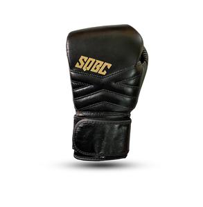 Gants de boxe noirs fabriqués en cuir de vachette véritable Logo et conceptions sur mesure Engrenages de combat professionnels - Product Image 1
