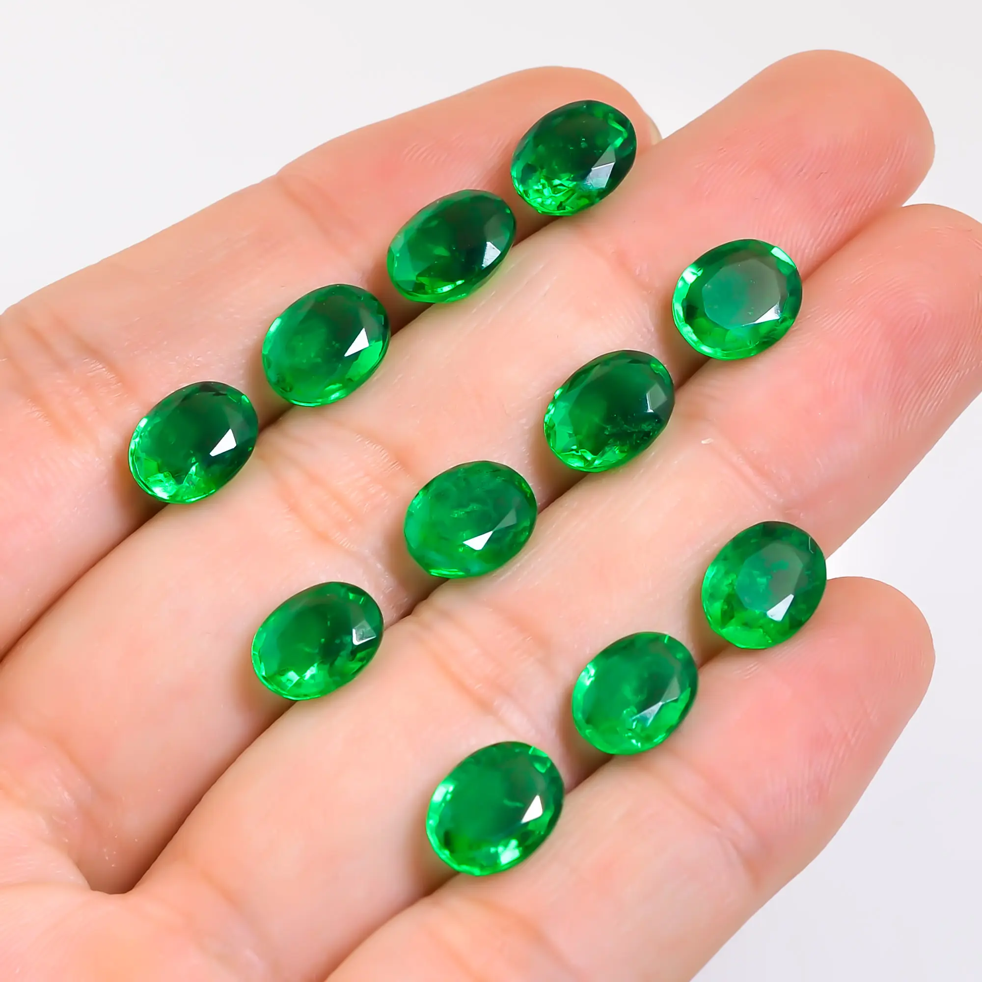 Tamanho pequeno solto pedra preciosa corte redondo esmeralda verde esmeralda natural preço por carat