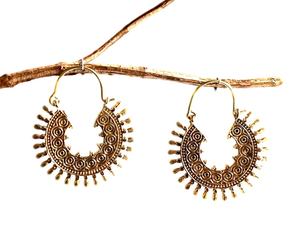 Pendiente de aro de latón dorado con zona plateada, joyas indias bohemias en forma de flor para fiestas, bodas, compromisos de confianza - Product Image 3