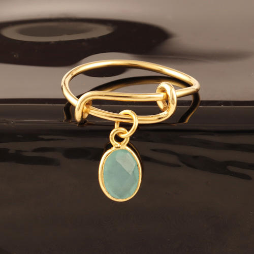 สีเขียวน้ำทะเล