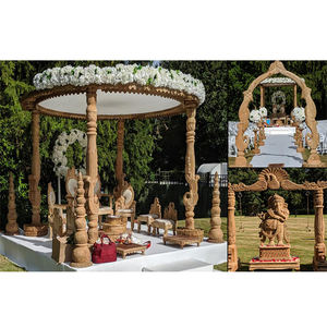 Mandap Redondo de Madera para Ceremonia de Boda Hindú, Mandap de Madera Leicester para Bodas al Aire Libre, Mandap de Madera con Diseño de Pavo Real para Bodas al Aire Libre en el Reino Unido - Product Image 1