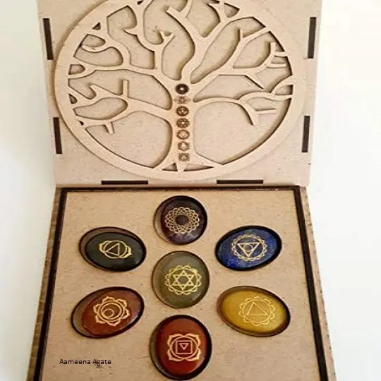 Natuurlijke Kristallen Genezende Stenen Zeven Chakra Gegraveerde Reiki Set Met Houten Kist Groothandel Chakra Reiki Sets