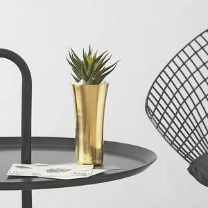 Vase à fleurs en laiton massif, style européen, en métal, décoratif et poli, emballage et vente personnalisés, pour le bureau - Product Image 6
