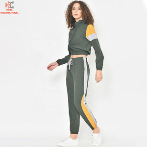 Wholesale Custom Sports Tracksuits for Women Latest Design Cotton Fleece Breathable and Skinny Fit Winter Logo Sets - Product Image 4