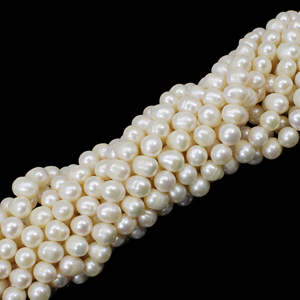 ลูกปัดมุกไอชูเจมส์ MS1626 สีขาวทรงมันฝรั่ง ขนาด 8 มม. ความยาว 16 นิ้ว แบบเม็ดกลมขนาด 4 มม. ร้อยเป็นเส้นสำหรับทำเครื่องประดับ - Product Image 5