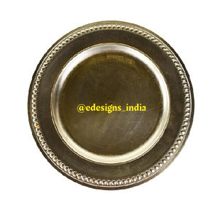 Plaque de charge en métal de différentes couleurs super fine qualité meilleure vente motif de plateau de service décoratif pour événement de luxe - Product Image 2