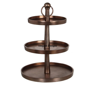 Présentoir à gâteaux en métal de haute qualité, support à trois niveaux, de décoration faite à la main, nouveauté, vente en gros - Product Image 5