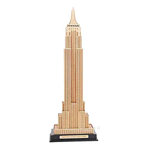 El edificio Empire State-hecho a mano modelo de madera