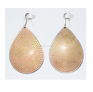 Boucles d'oreilles créoles en métal plaqué or, style coréen fantaisie, finition mate, géométriques, avec zircon, pour la mode bijoux - Product Image 2