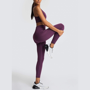 Ensemble Legging et Soutien-Gorge de Sport OEM Premium pour Femme/Fille – Tenue de Yoga et Fitness Évidée - Product Image 2