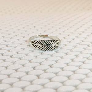 À la mode 925 en argent Sterling minimaliste feuille forme anneau pour les femmes mignon lunette réglage élégant mariage/fête bijoux - Product Image 1