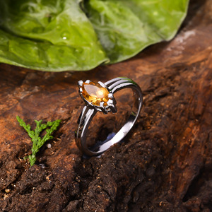 แหวนเงินสเตอร์ลิงทำมือ92.5สวย3กรัมพลอยซิทรินธรรมชาติสำหรับงานหมั้น - Product Image 2