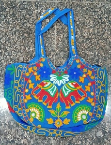 Bolsos de fiesta Banjara Vintage de diseñador indio para mujer, regalo de boda etéreo; tela hecha a mano con doble Forro de algodón - Product Image 3