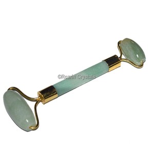 เครื่องนวดหน้ากรีนอาเวนทูรีน โรลเลอร์นวดหน้าต่อต้านริ้วรอย Rozrincrystals.com รุ่น Roller-2 แกะสลักลวดลาย - Product Image 1