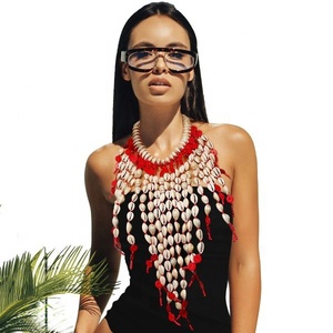 Tendance Design Perle Rouge et Cauri Shell Fringe Collier Ensemble Longue Longueur Mode Collier Naturel Écologique Collier - Product Image 1